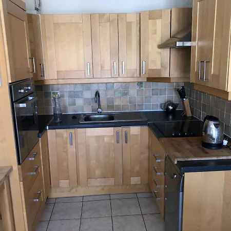 T4 Avec Piscine, 3 Chambres, Jardin, Parking Prive, Proche Commerces Et Plage, 8 Couchages - Fr-1-81-296 * Le Barcarès