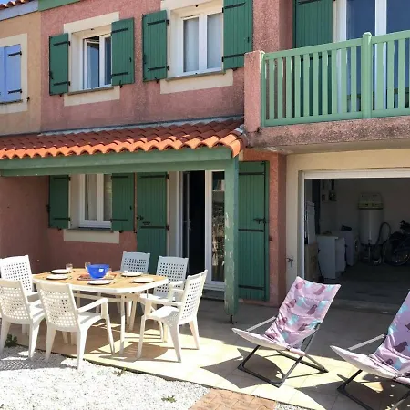 T4 Avec Piscine, 3 Chambres, Jardin, Parking Prive, Proche Commerces Et Plage, 8 Couchages - Fr-1-81-296 Villa