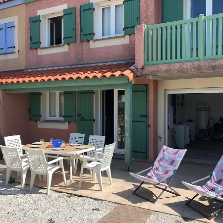 T4 Avec Piscine, 3 Chambres, Jardin, Parking Prive, Proche Commerces Et Plage, 8 Couchages - Fr-1-81-296 * Le Barcares